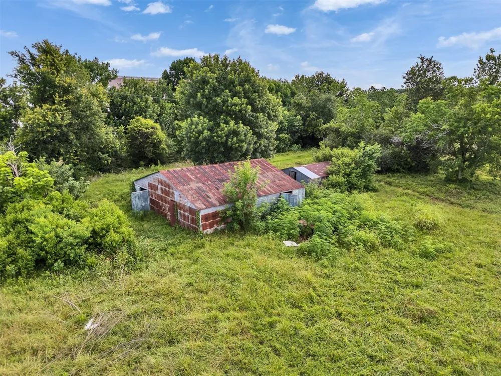 2453 Roy Road Pearland, TX 77581