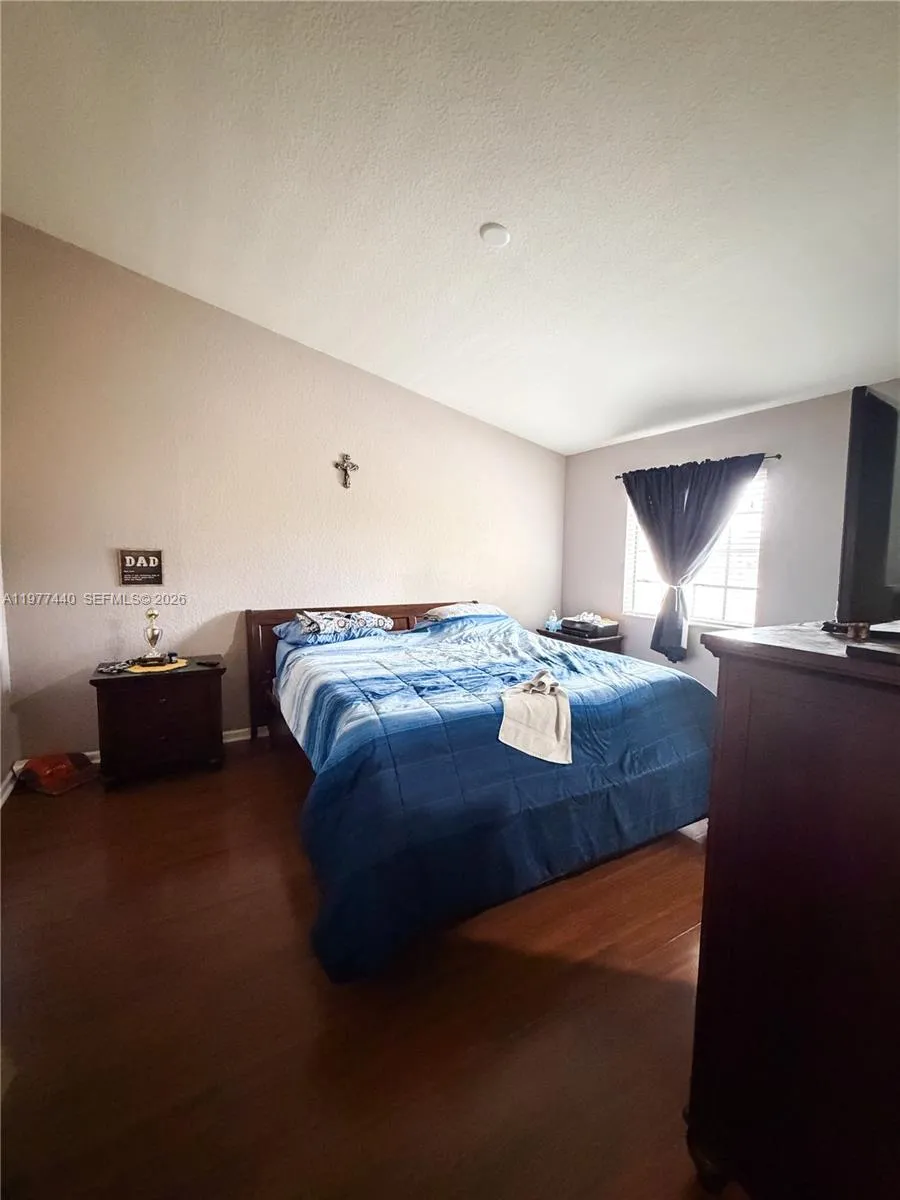 2323 SW 85Way Miramar, FL 33025