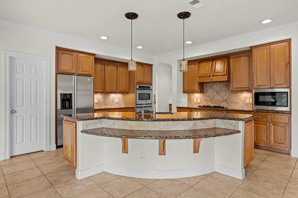 6118 Durango Bay Lane Houston, TX 77041