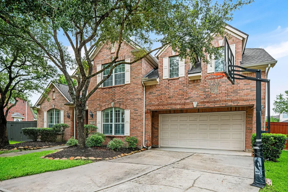 6118 Durango Bay Lane Houston, TX 77041