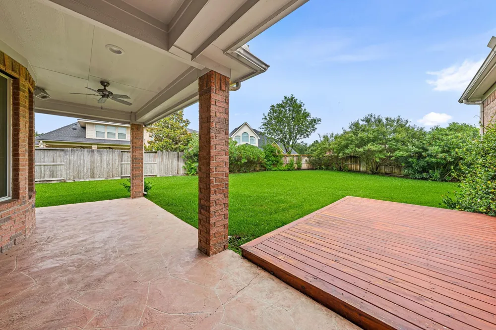 6118 Durango Bay Lane Houston, TX 77041