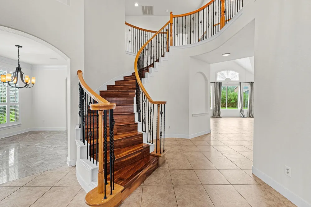 6118 Durango Bay Lane Houston, TX 77041