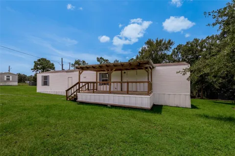 37 Riverside Lane #C