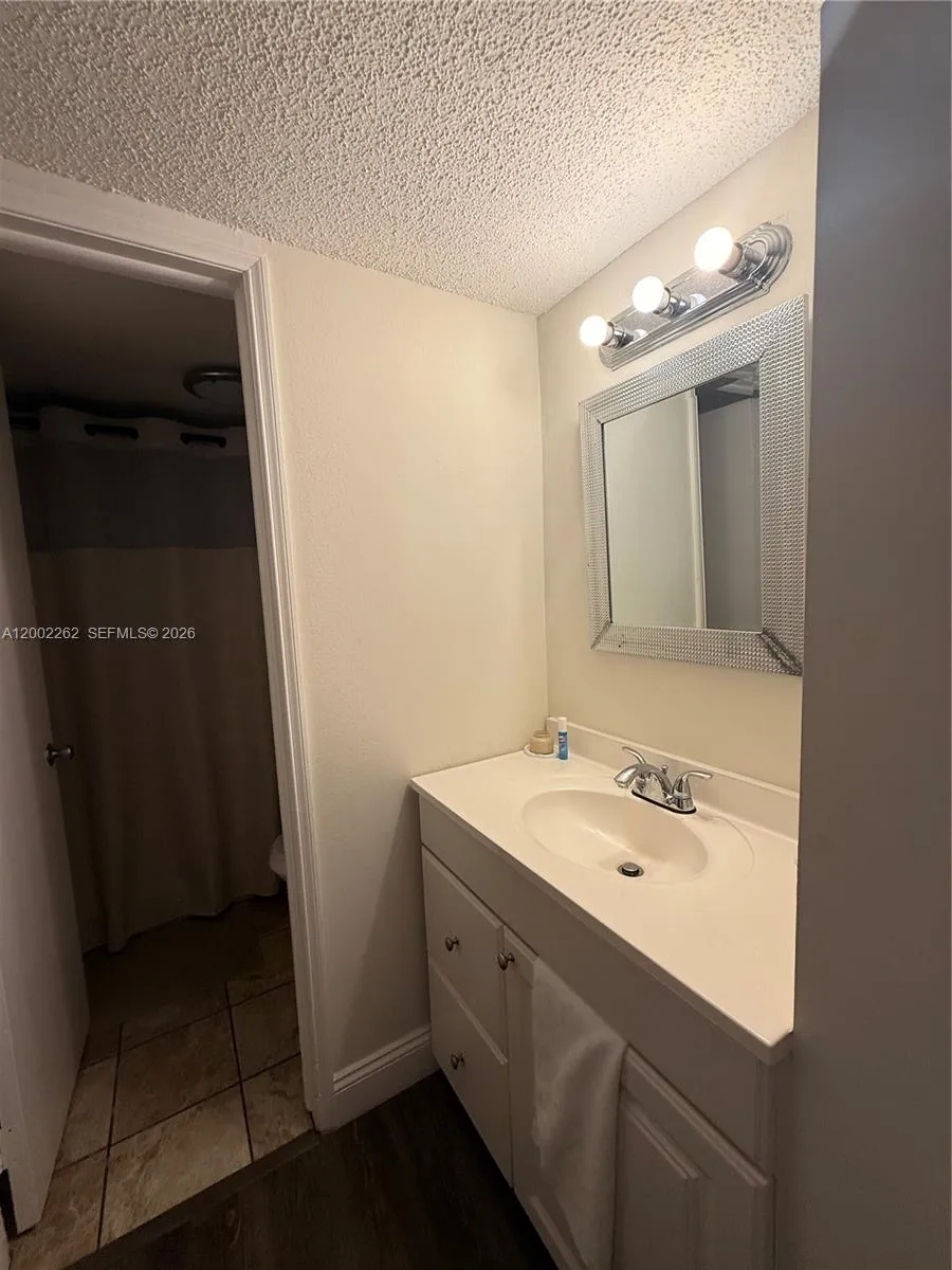 Address Not Shown Davie, FL 33324