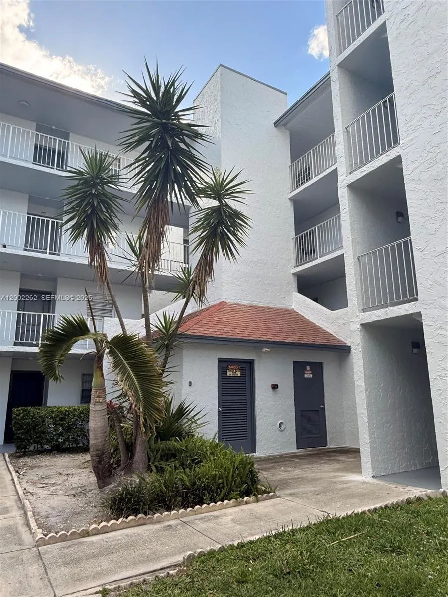 Address Not Shown Davie, FL 33324