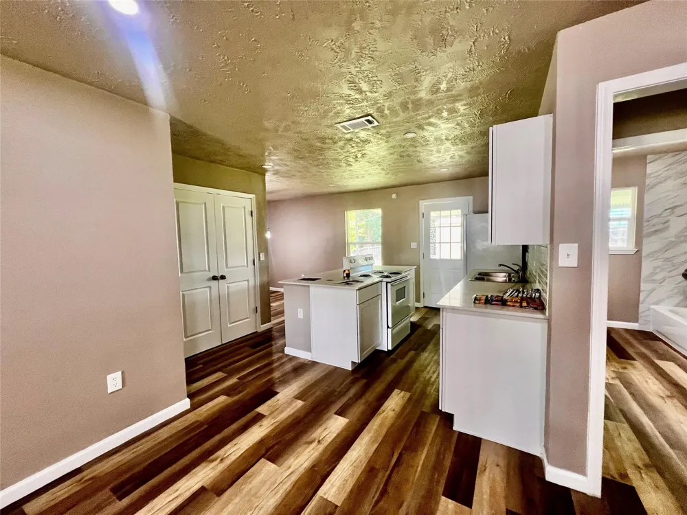 2307 Windsor Lane Pasadena, TX 77506