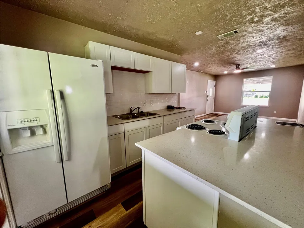 2307 Windsor Lane Pasadena, TX 77506