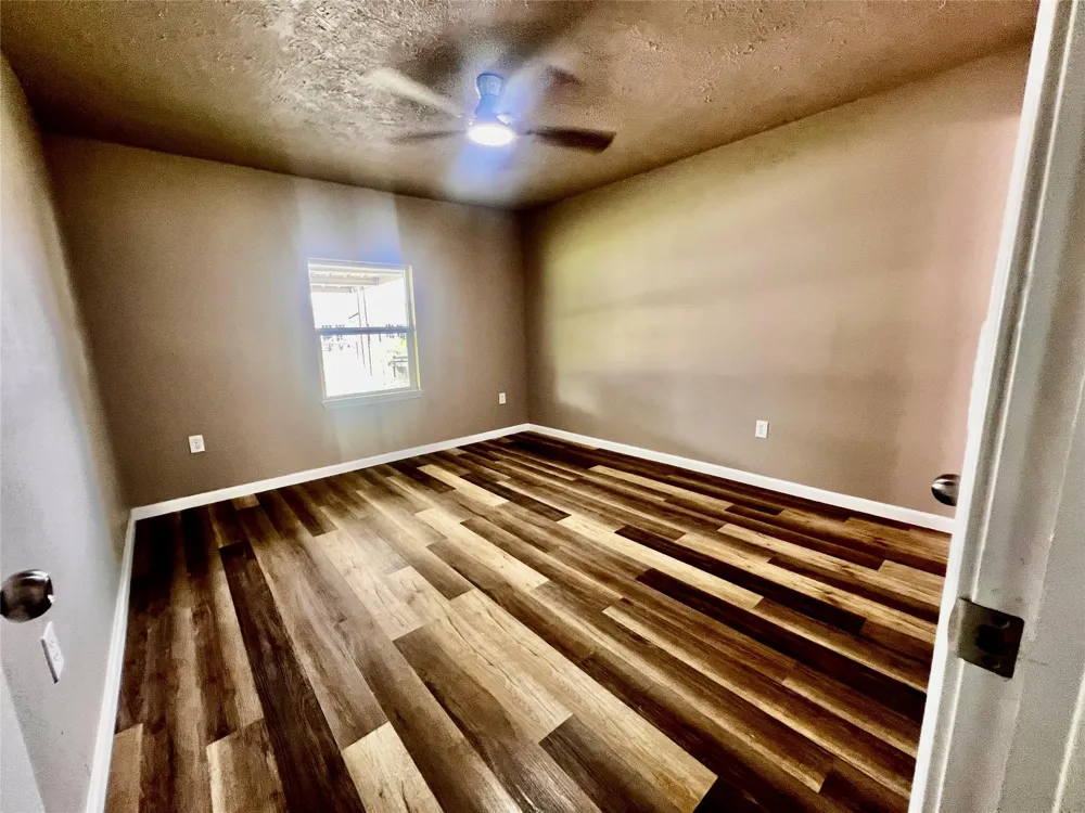 2307 Windsor Lane Pasadena, TX 77506