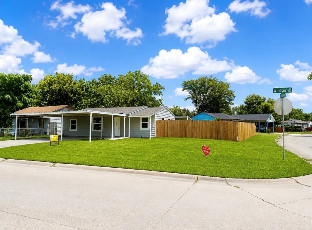 2307 Windsor Lane Pasadena, TX 77506