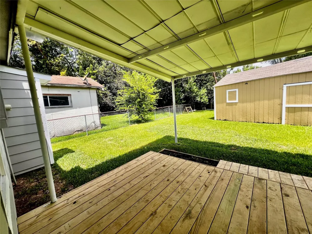 2307 Windsor Lane Pasadena, TX 77506