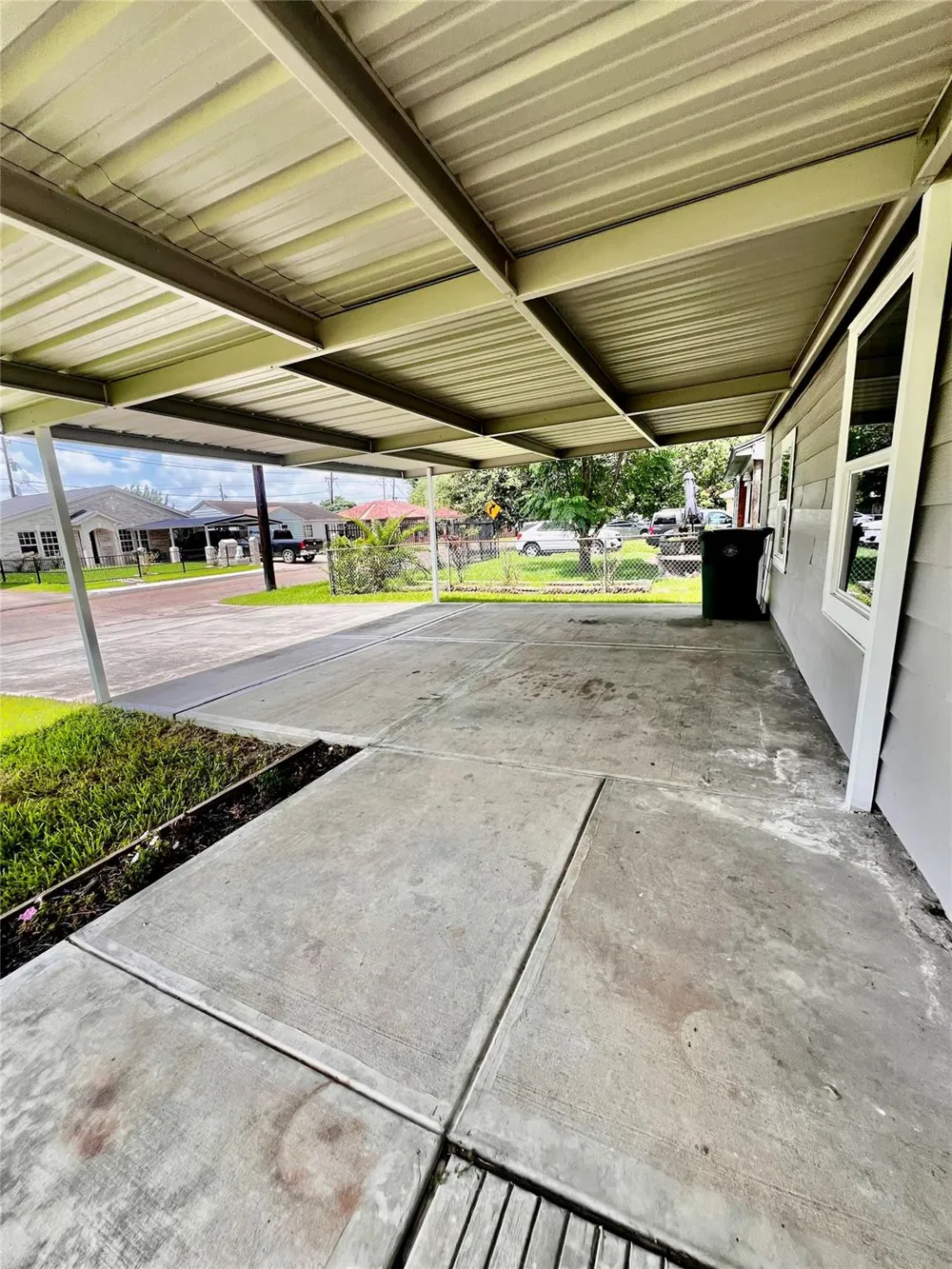 2307 Windsor Lane Pasadena, TX 77506