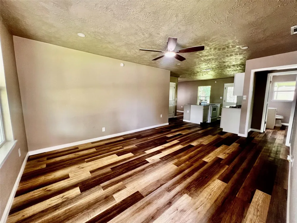 2307 Windsor Lane Pasadena, TX 77506