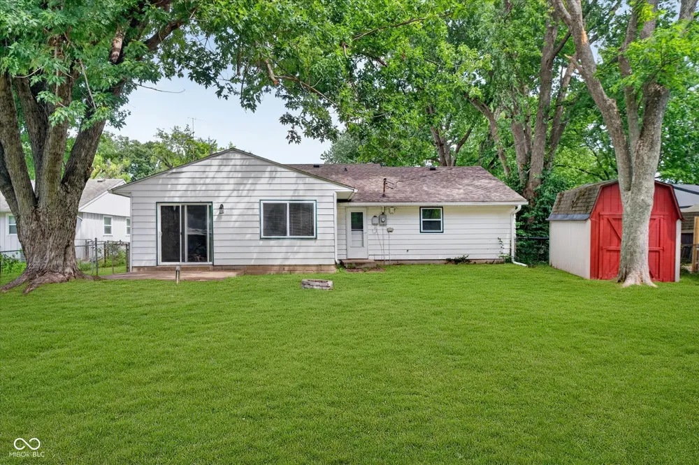 1112 Walton Drive Plainfield, IN 46168