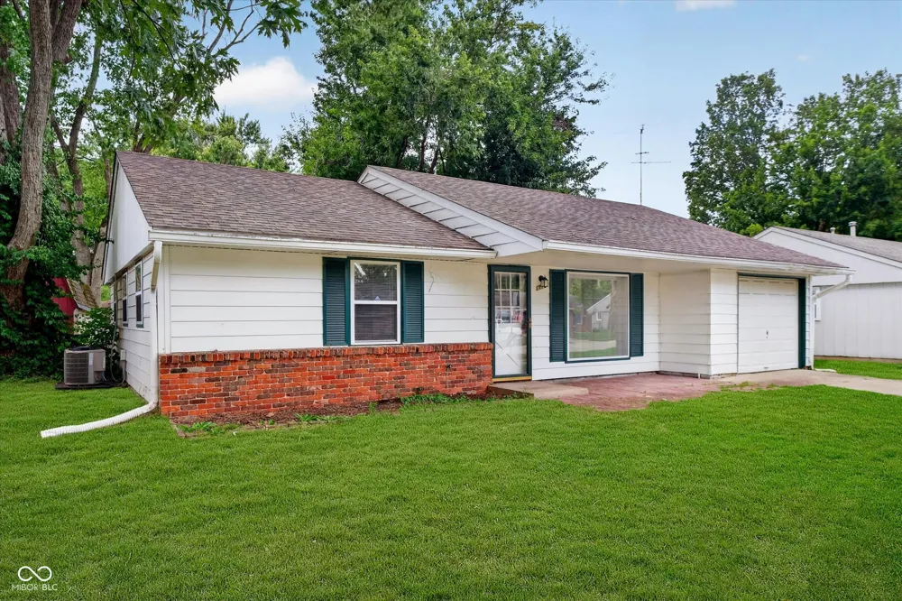 1112 Walton Drive Plainfield, IN 46168