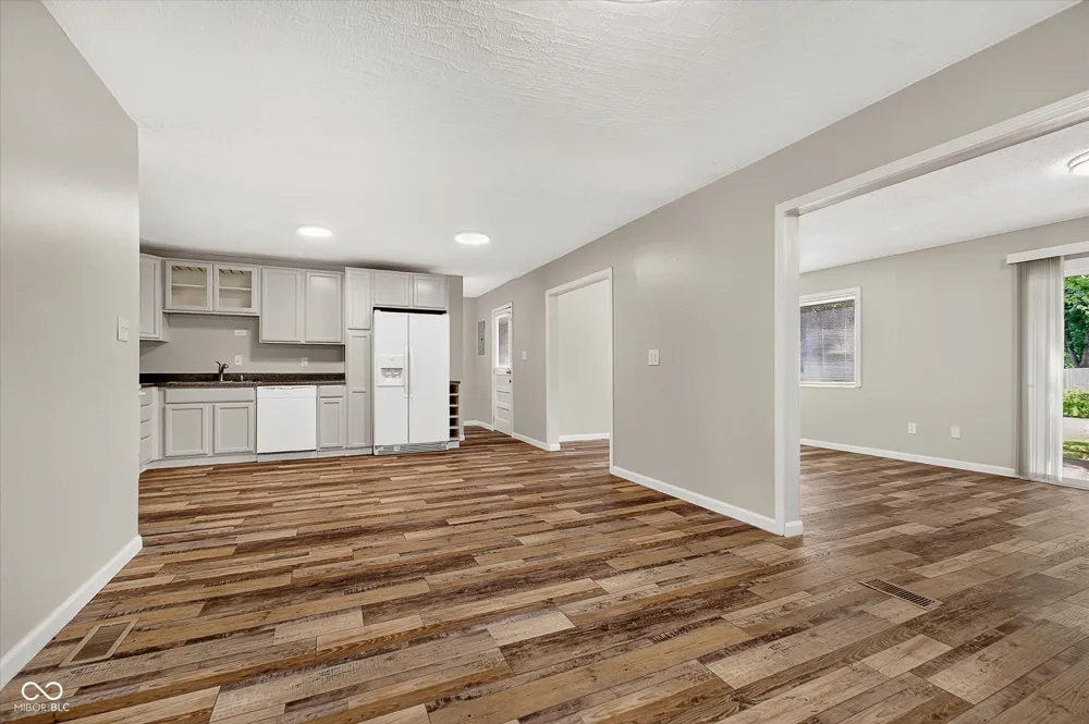 1112 Walton Drive Plainfield, IN 46168