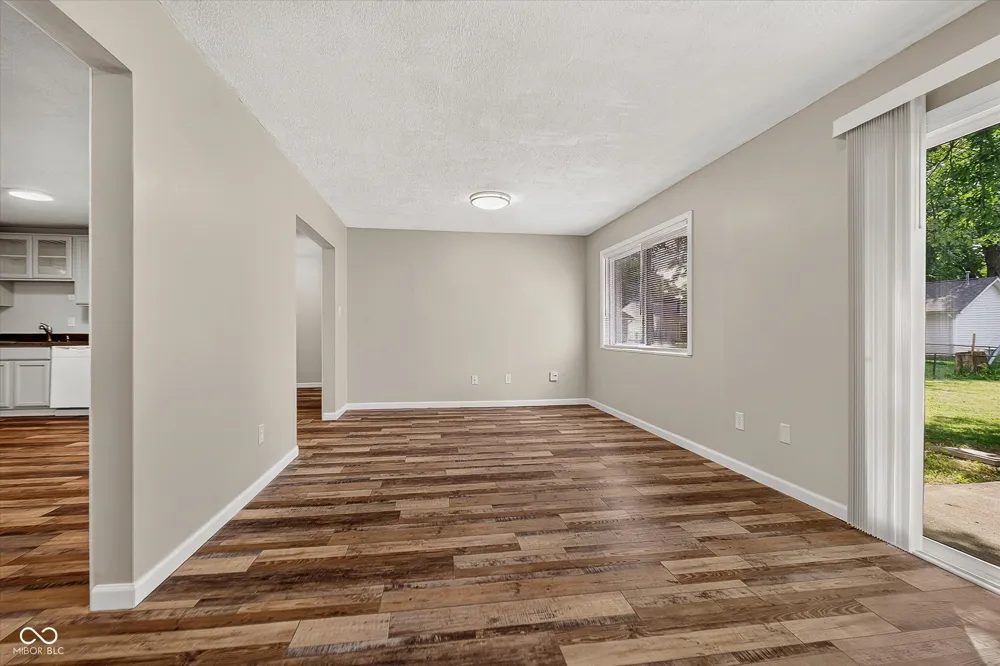 1112 Walton Drive Plainfield, IN 46168
