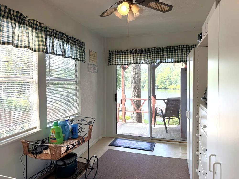 624 County Road 3180 Colmesneil, TX 75938