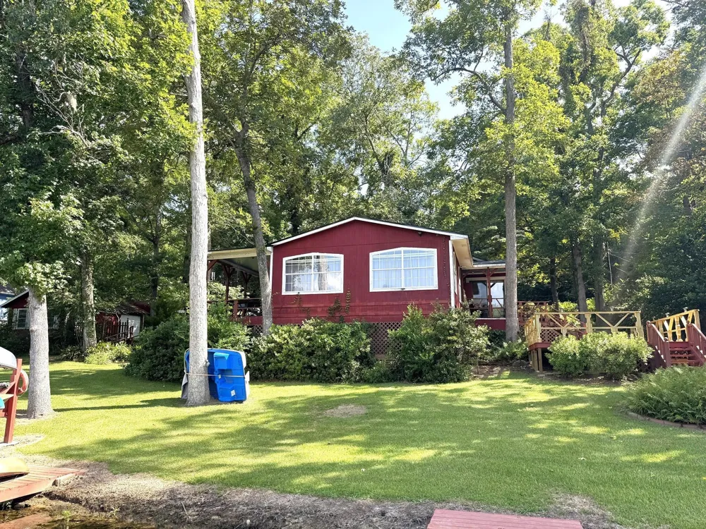 624 County Road 3180 Colmesneil, TX 75938