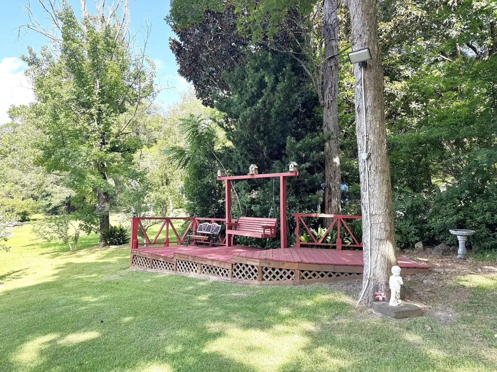624 County Road 3180 Colmesneil, TX 75938
