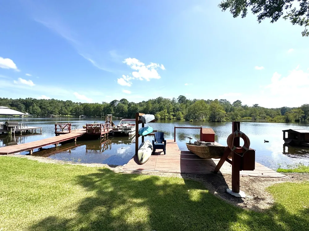 624 County Road 3180 Colmesneil, TX 75938