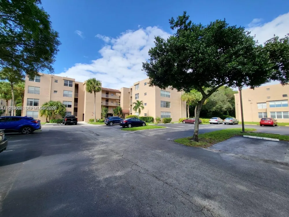 9440 Live Oak Pl #201 Davie, FL 33324
