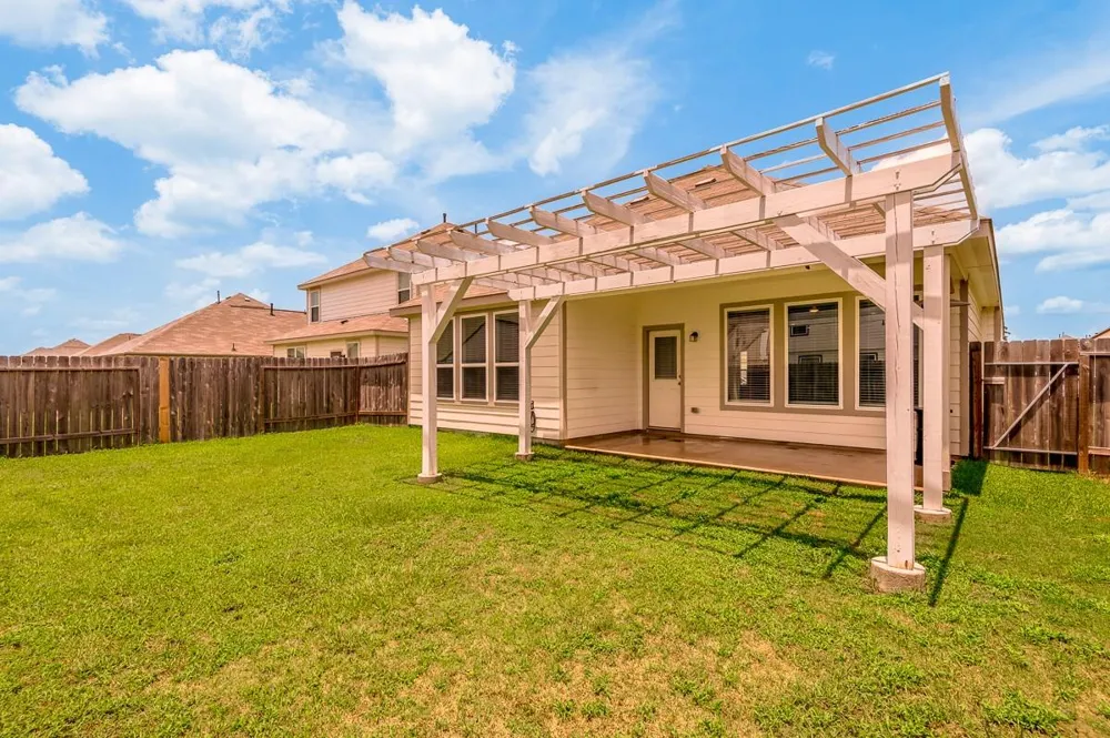 111 Pronghorn Drive Huntsville, TX 77320
