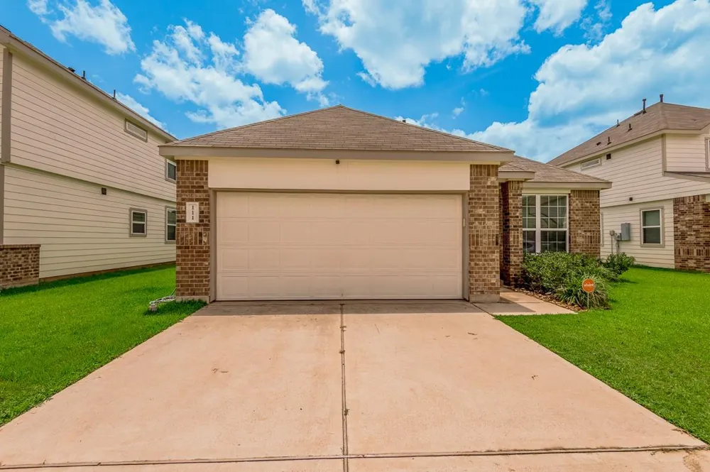 111 Pronghorn Drive Huntsville, TX 77320