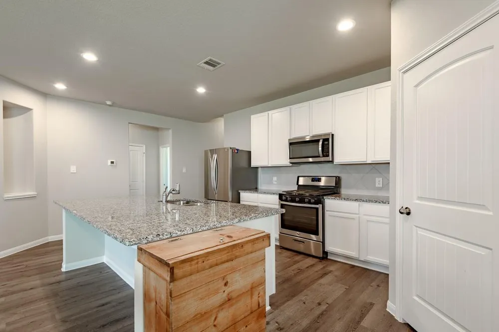 111 Pronghorn Drive Huntsville, TX 77320