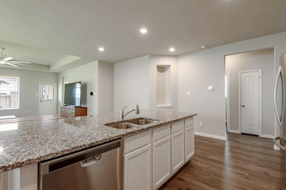 111 Pronghorn Drive Huntsville, TX 77320