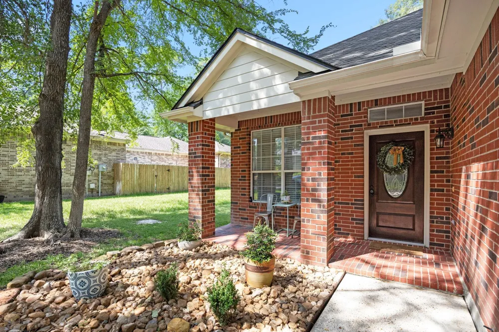 11366 Glenforest Dr Montgomery, TX 77356