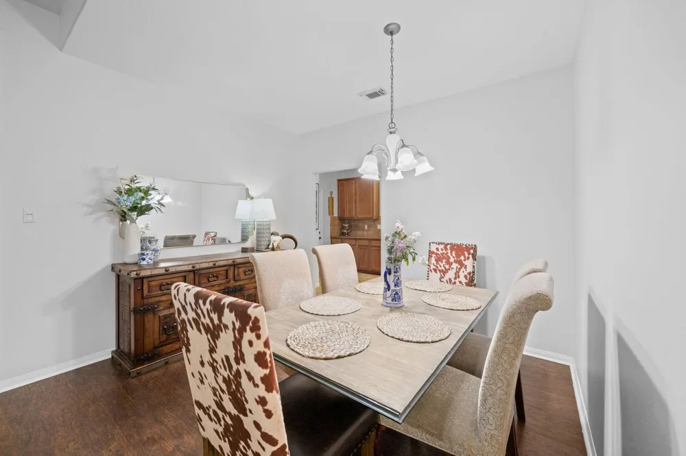 11366 Glenforest Dr Montgomery, TX 77356