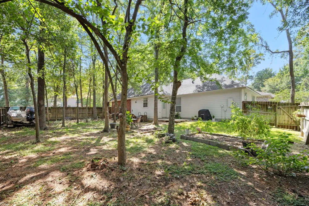 11366 Glenforest Dr Montgomery, TX 77356