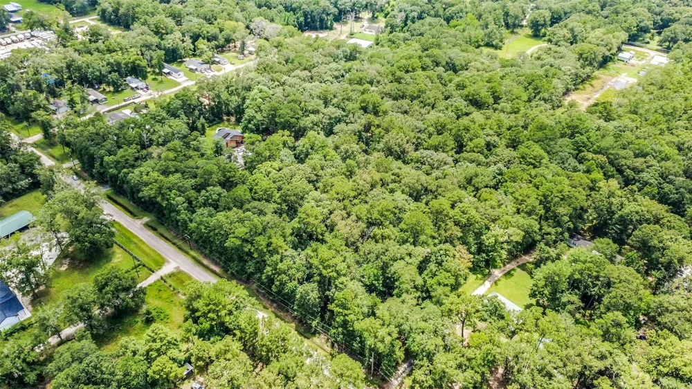 3 County Road 3561 New Caney, TX 77357