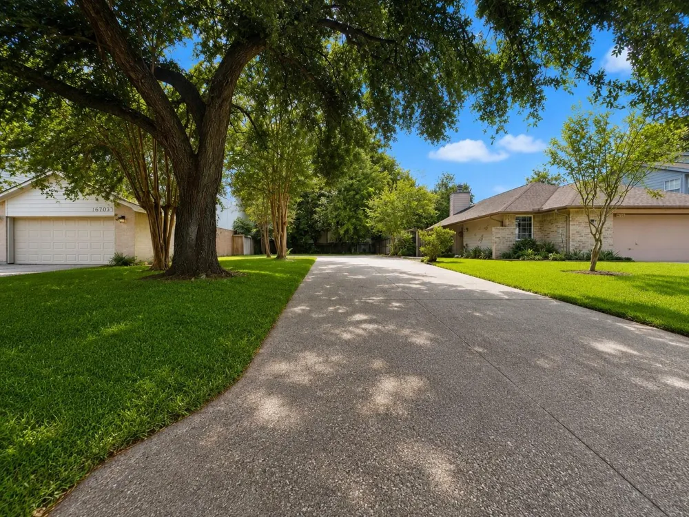 16711 Quiet Trail Drive Humble, TX 77396