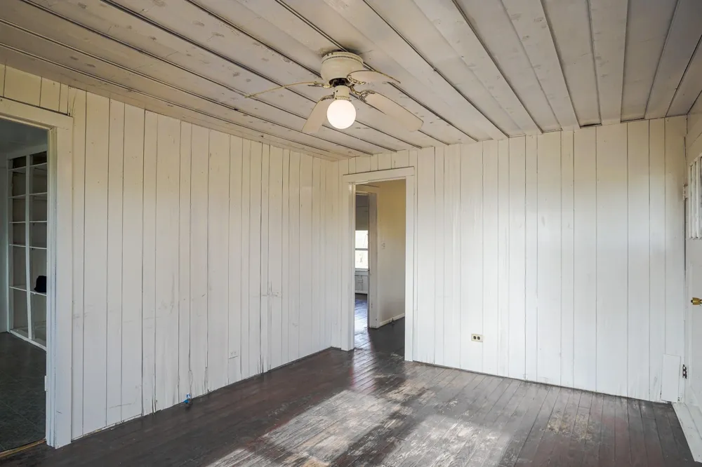 624 Berger Road Schulenburg, TX 78945