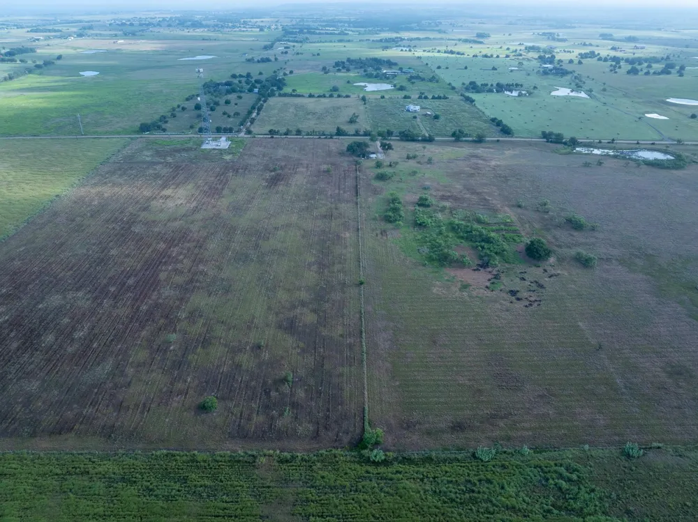624 Berger Road Schulenburg, TX 78945