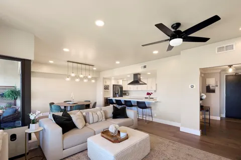 2001 Holcombe Boulevard #3303