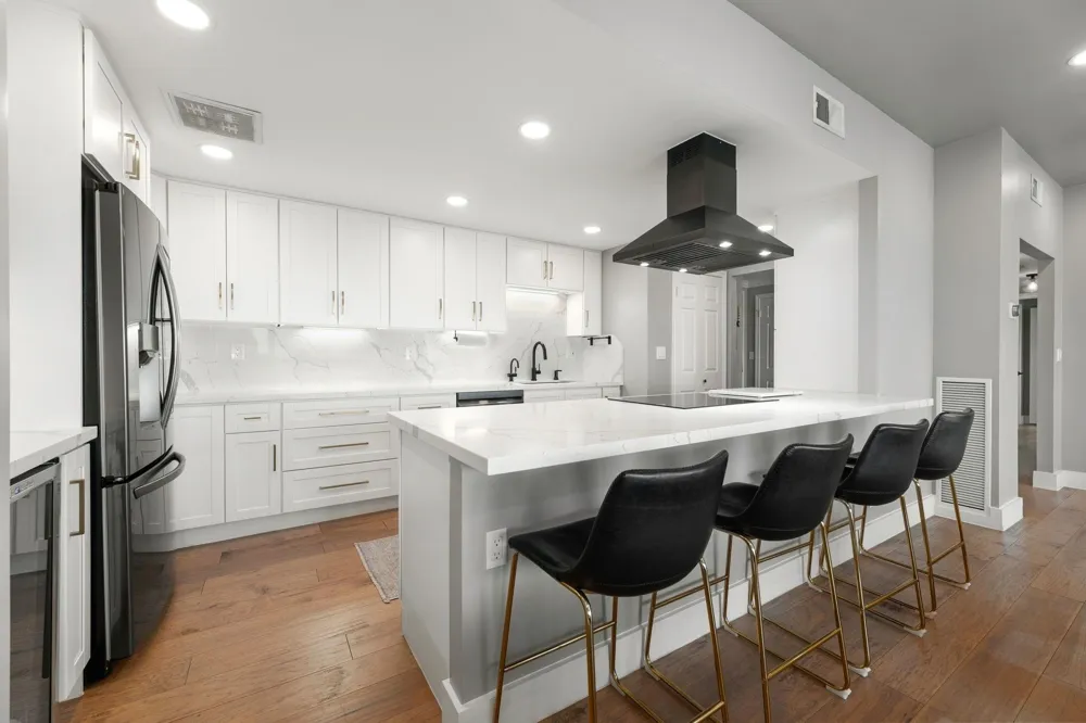 2001 Holcombe Boulevard #3303 Houston, TX 77030