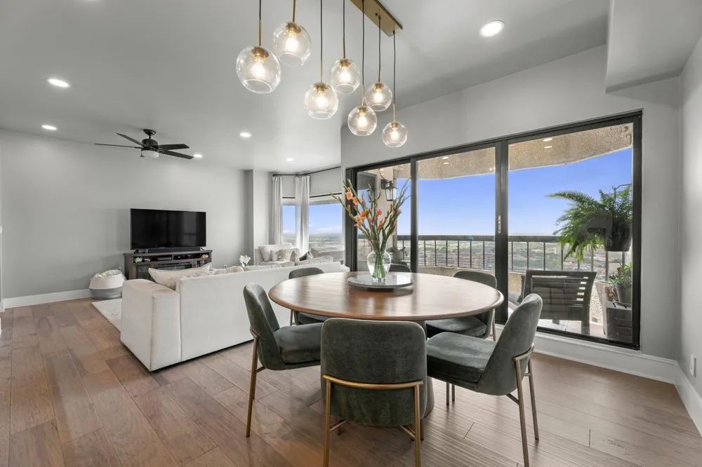 2001 Holcombe Boulevard #3303 Houston, TX 77030