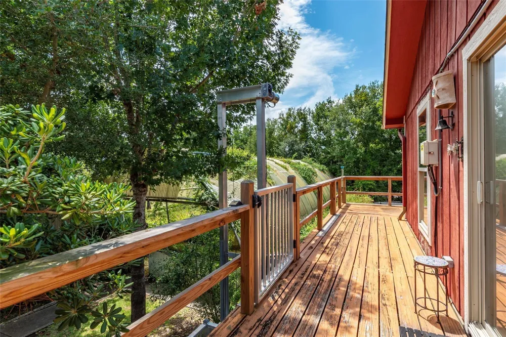 631 E Shore Drive Clear Lake Shores, TX 77565