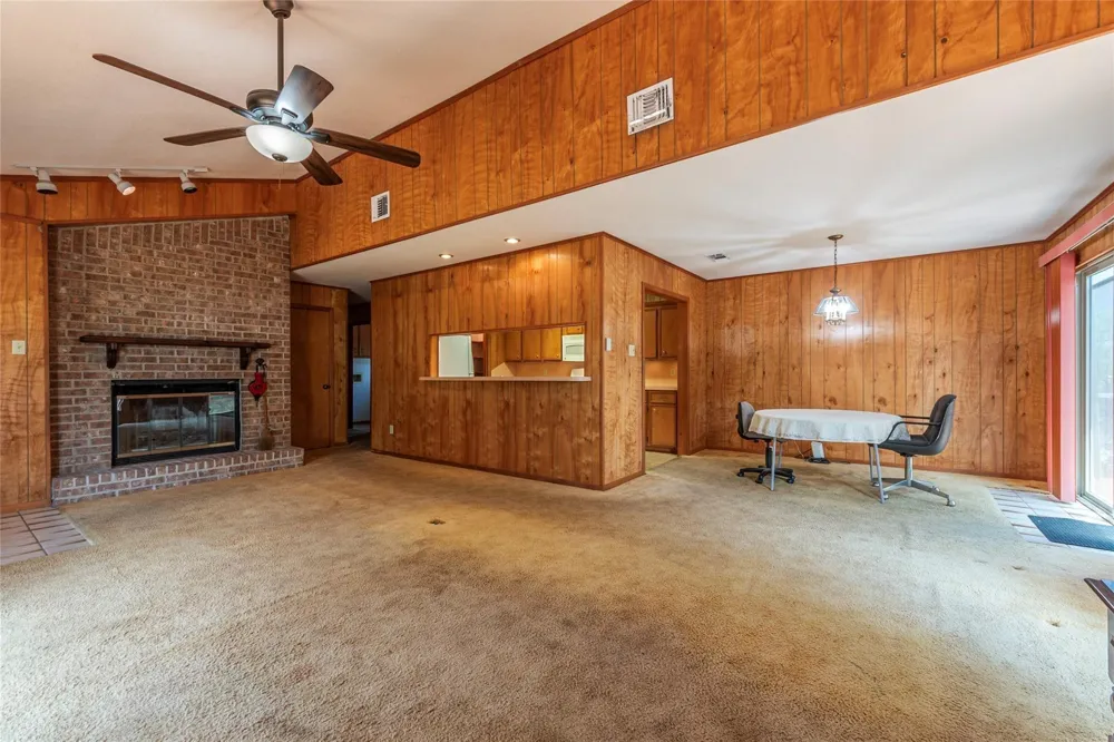 631 E Shore Drive Clear Lake Shores, TX 77565