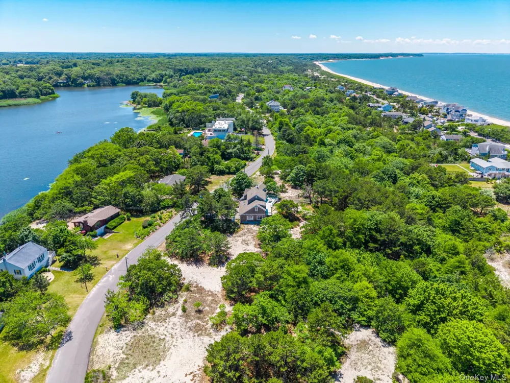 420 Lake Drive Southold, NY 11971