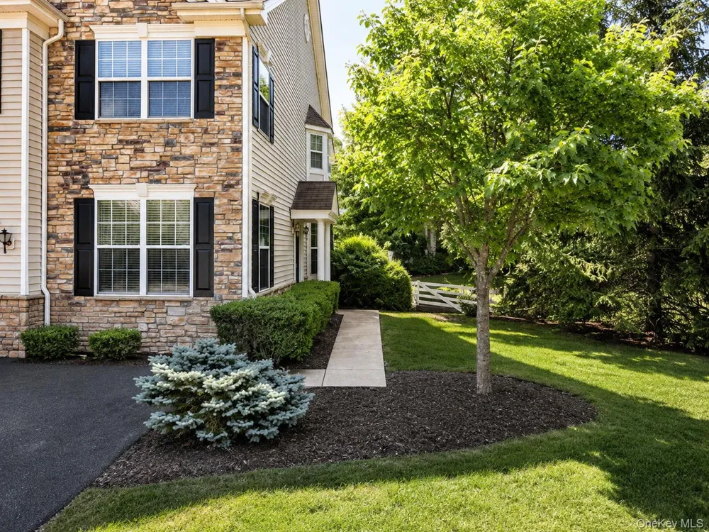 116 Barr Lane Monroe, NY 10950
