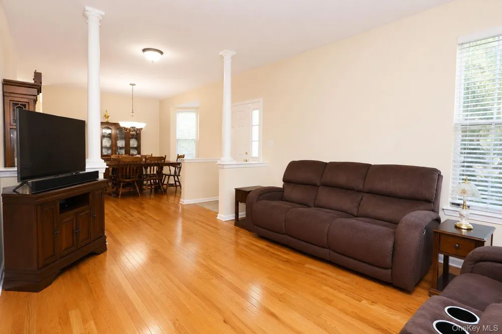 116 Barr Lane Monroe, NY 10950