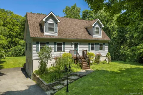 22 Hickory Lane