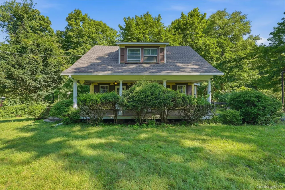 1746 Horton Road Mohegan Lake, NY 10547