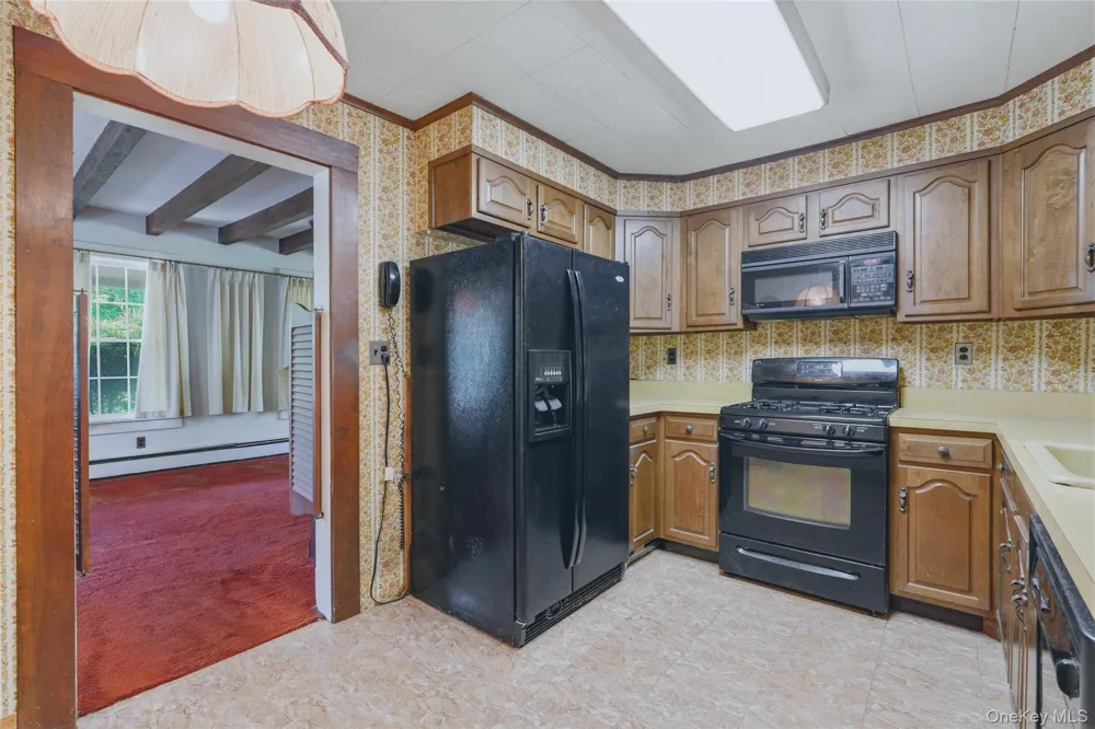 1746 Horton Road Mohegan Lake, NY 10547