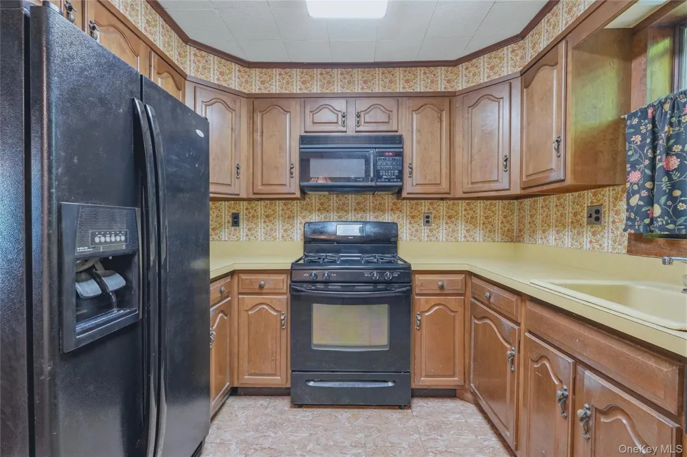 1746 Horton Road Mohegan Lake, NY 10547