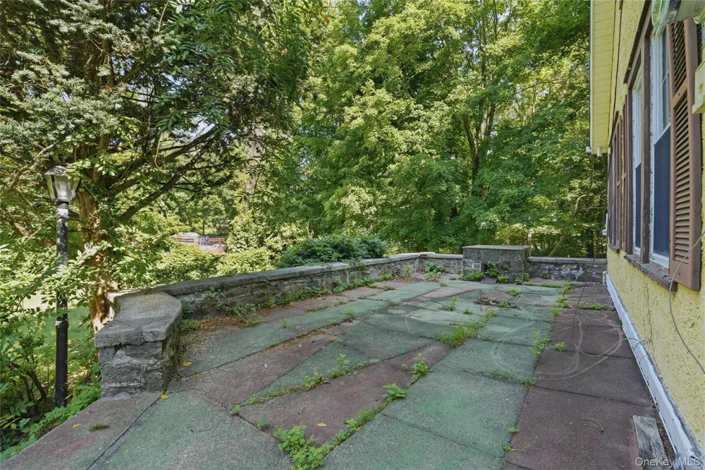 1746 Horton Road Mohegan Lake, NY 10547