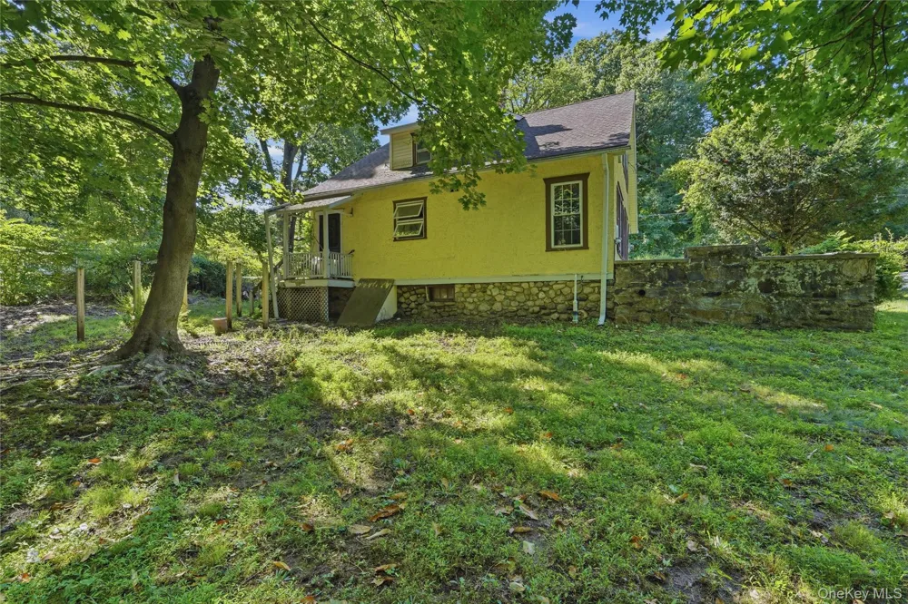 1746 Horton Road Mohegan Lake, NY 10547